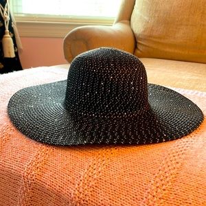 Cute Black Sparkly Sun Hat!!!👒🖤